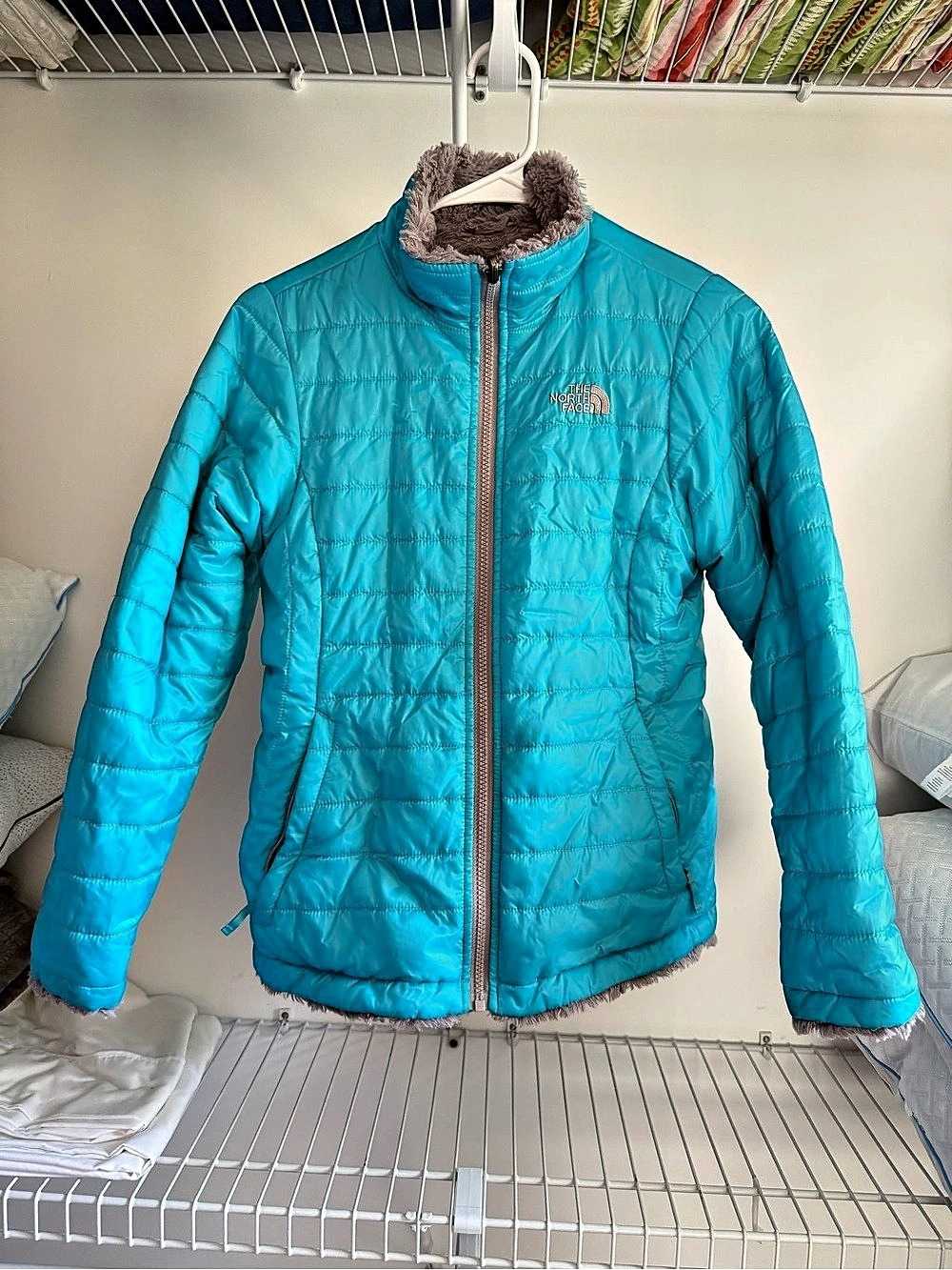 The North Face Girls Reversible Mossbud Swirl Jacket Blue Size 14/16